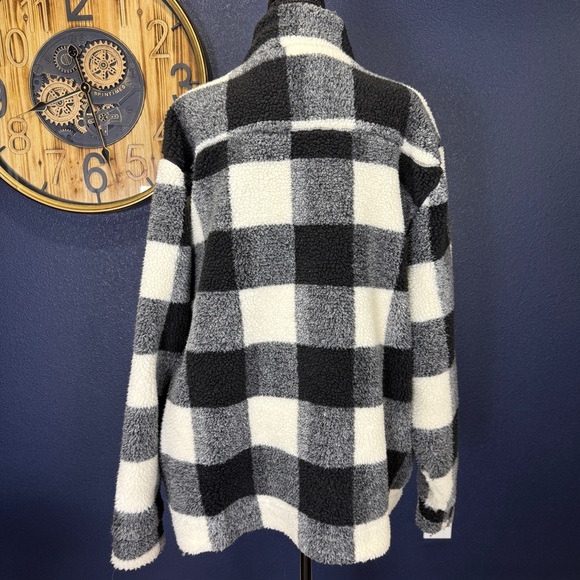 Mountain Khakis Black and White Check Jacket - Picture 4 of 9